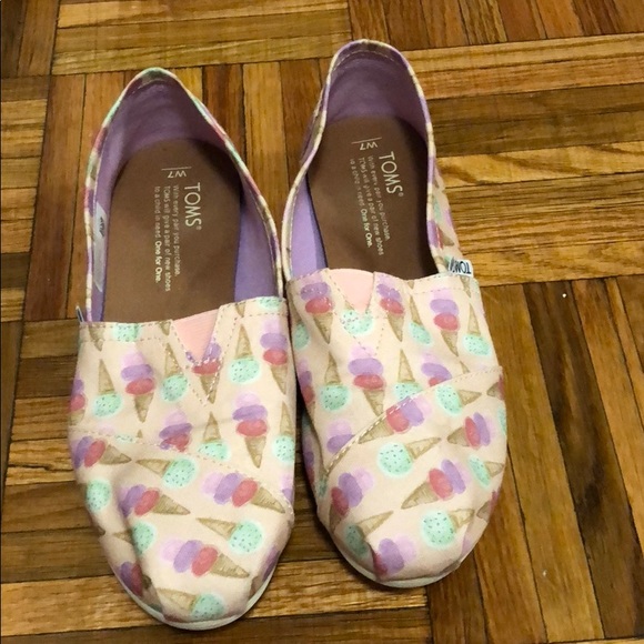Toms Shoes - Shoes